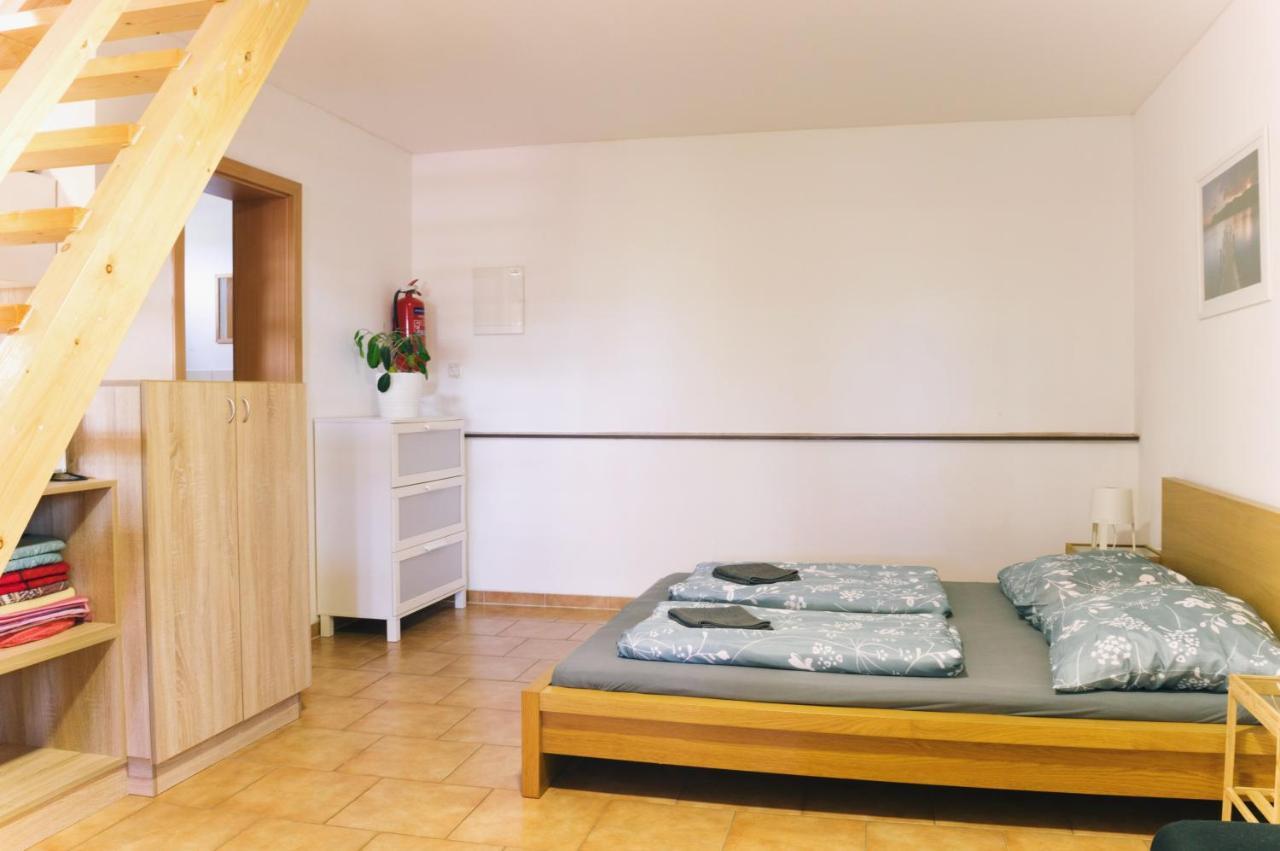 Ubytování Na Sklípku Jevisovka Exteriér fotografie