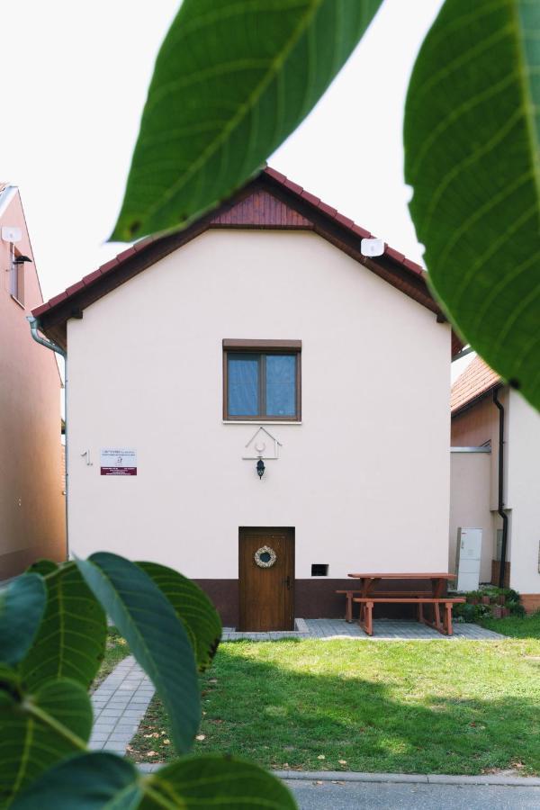 Ubytování Na Sklípku Jevisovka Exteriér fotografie